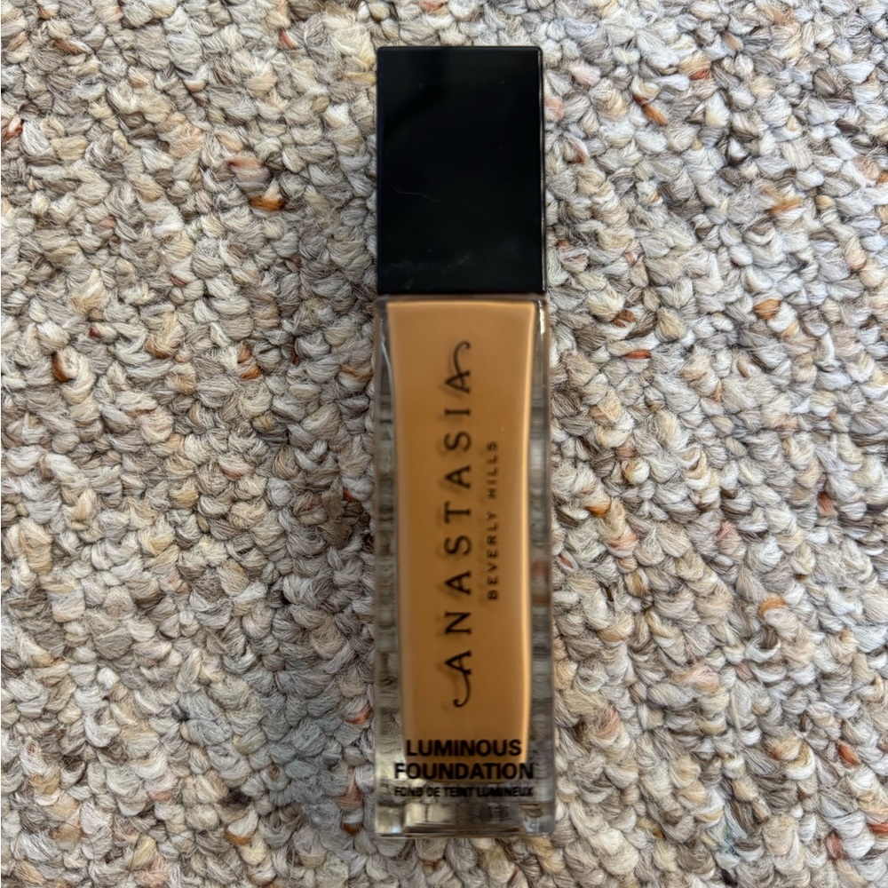 Anastasia Beverly Hills Luminous Foundation - 370W